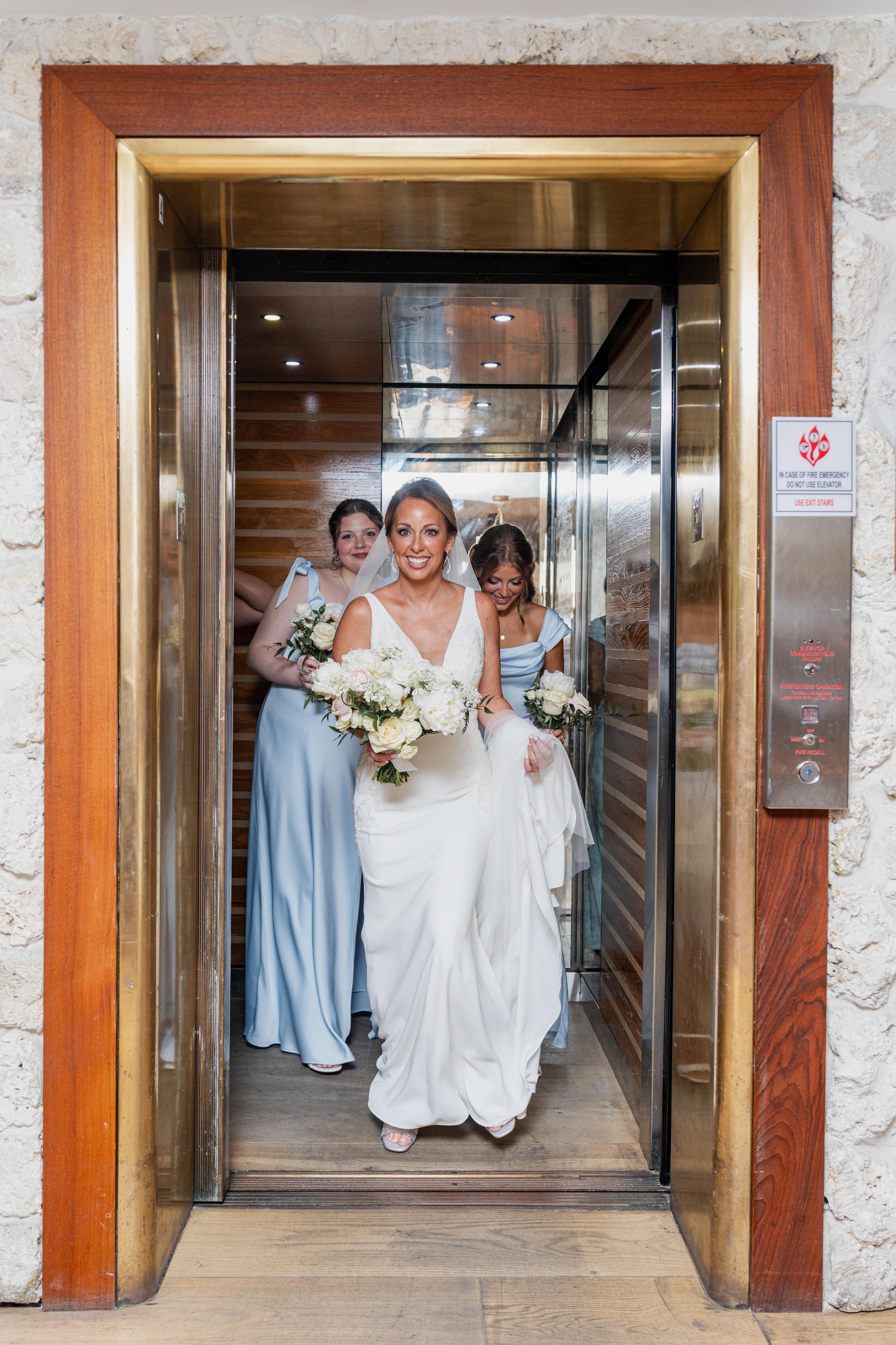 6 Breathtaking Secrets of Florida Keys Wedding Photography From TV Sparkle to Veil Whispers